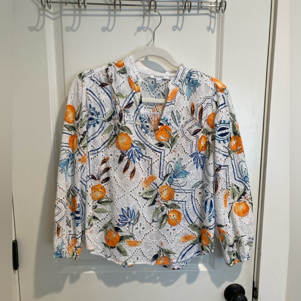 Chico’s women’s floral Patterned eyelet Blouse with Orange Accents - size 00